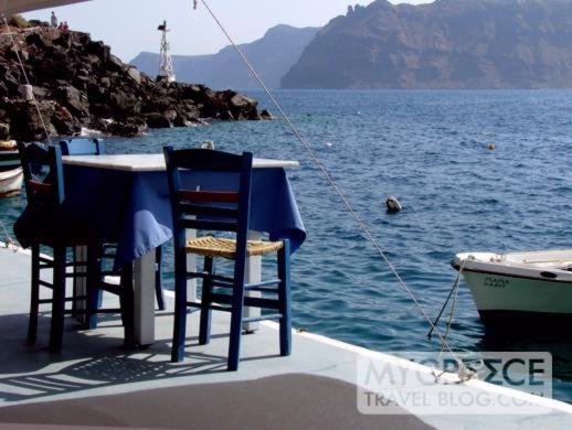 Taverna table at Amoudi Bay on Santorini