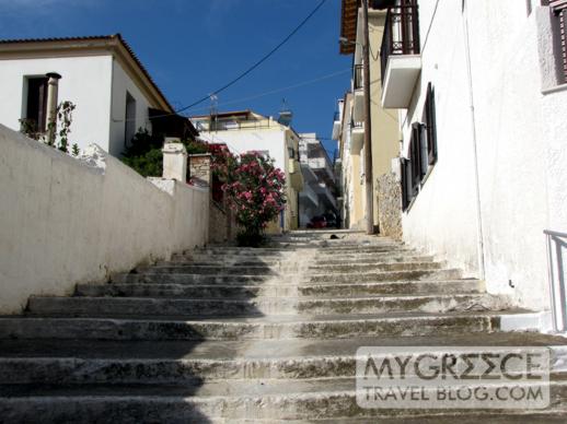 a street in Vathi