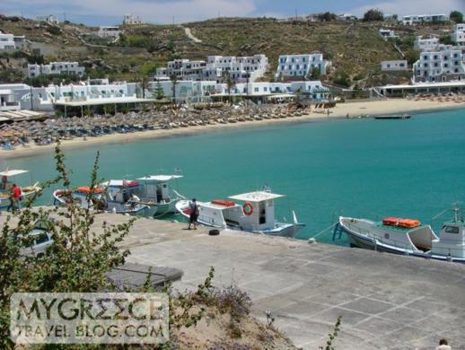 Shuttle boat pier at Platis Gialos beach