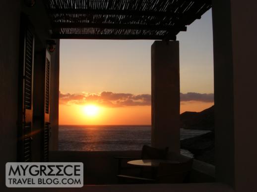 Delfini Hotel Sifnos sunset view
