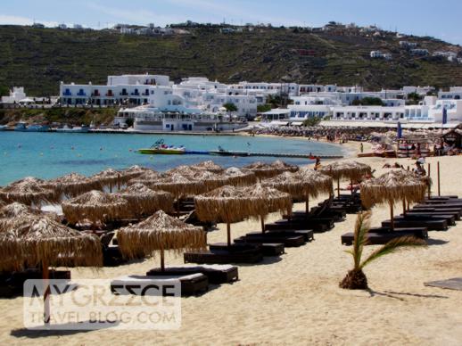 Sunbeds on Platis Gialos beach on Mykonos 