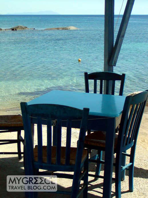 Fotis Taverna at Agios Prokopios beach Naxos