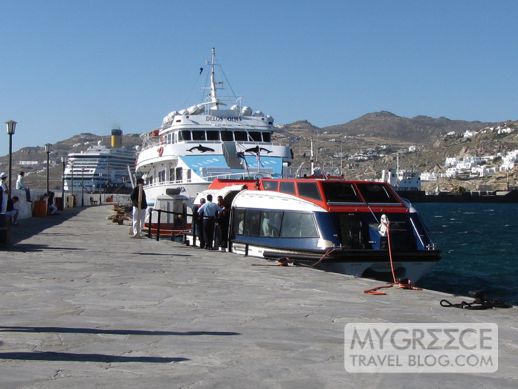 Mykonos harbour 