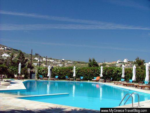 Yria Hotel swimming pool