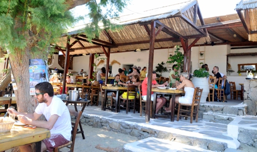 Tasos Taverna at Paraga beach Mykonos