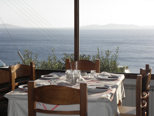 Taverna tou Limniou at Agios Stefanos Mykonos