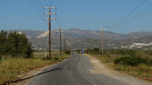 road from Stelida to Naxos Town