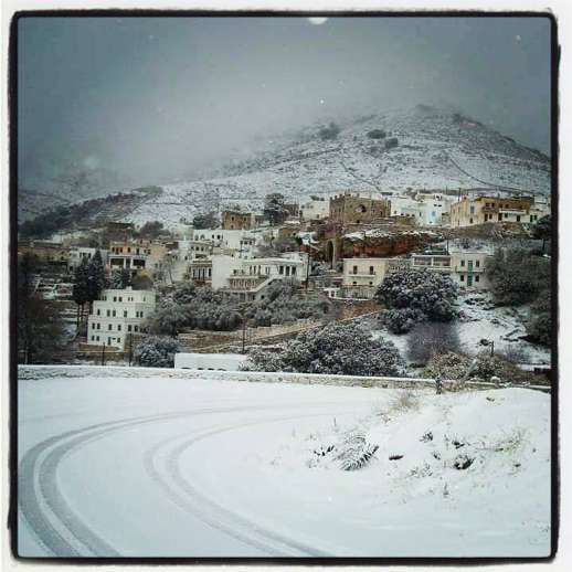 Snow at Apeiranthos