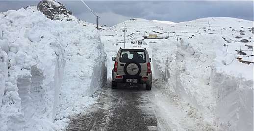 Photos & videos of snow in the Cyclades | MY GREECE TRAVEL BLOG