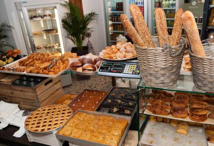Il forno di Gerasimou Mykonos baked products photo from the bakery's website
