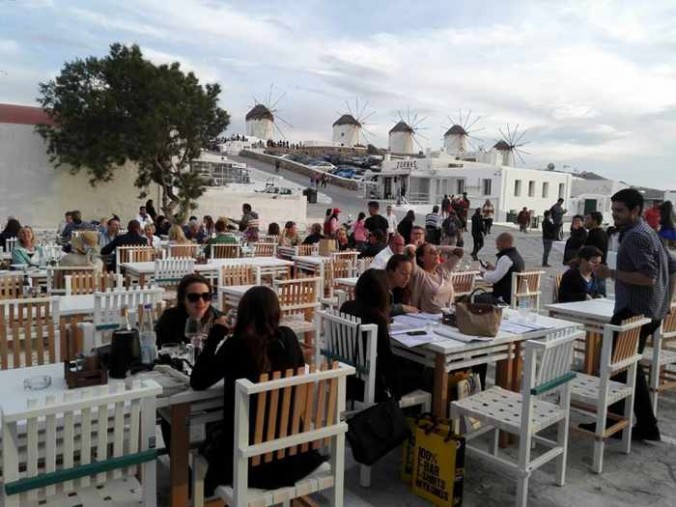 Nice n Easy Mykonos photo 03 from the restaurant Facebook page