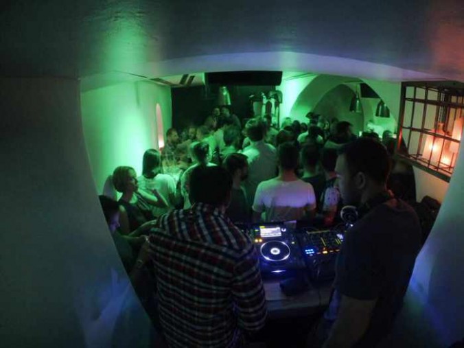 Scarpa Mykonos partying on April 12 2015 photo from the clubs Facebook page