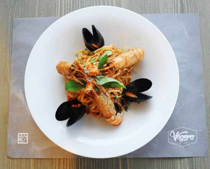 Seafood pasta dish at Vegera restaurant Mykonos