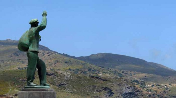 the Statue of the Unknown Sailor