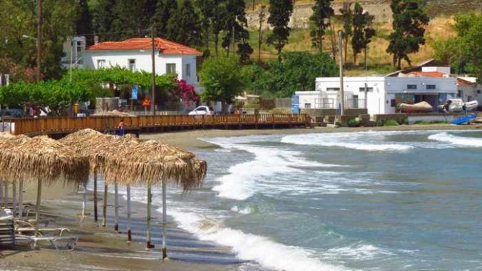Nimborio beach at Andros Town