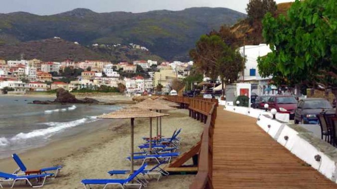 Nimborio beach at Andros Town