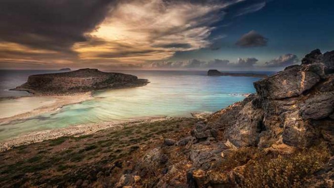 Balos sunset photo from Mantinades blog