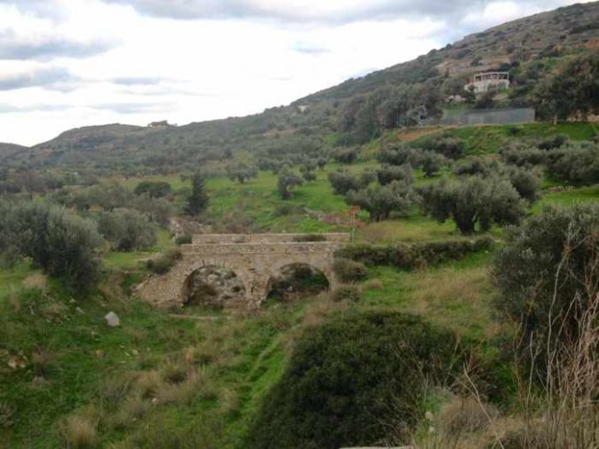 Parosweb photo of hillside at Lefkes village Paros