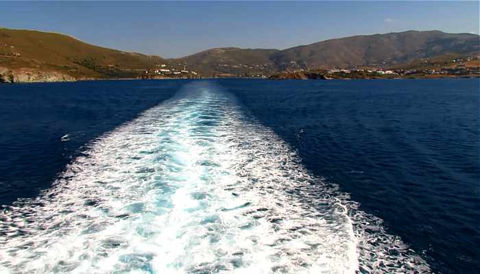 Departing Gavrio bay on Andros