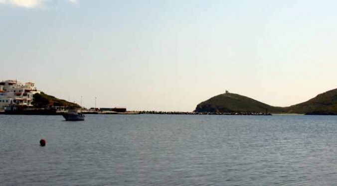 Gavrio Bay