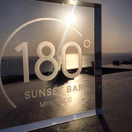 180 Sunset Bar Mykonos 