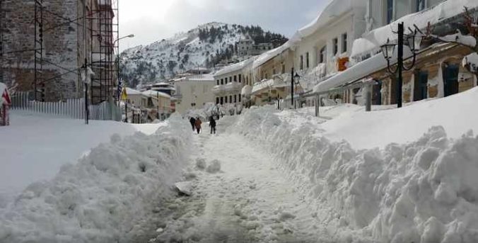 Anatoli Tsa photo of snow in Kymi on Evia island