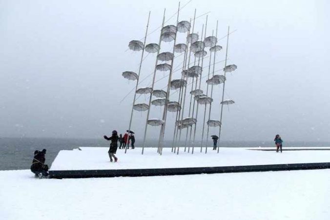 Snow at the Thessaloniki waterfront