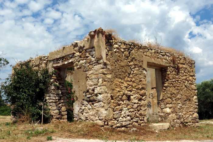 a building at Androusa Castle