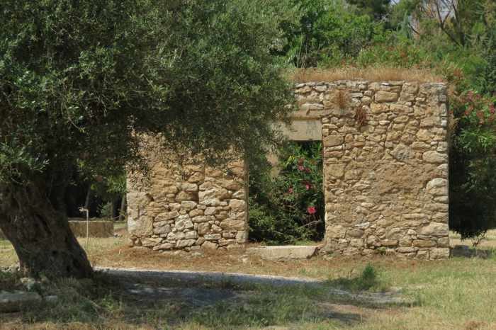 a building at Androusa Castle