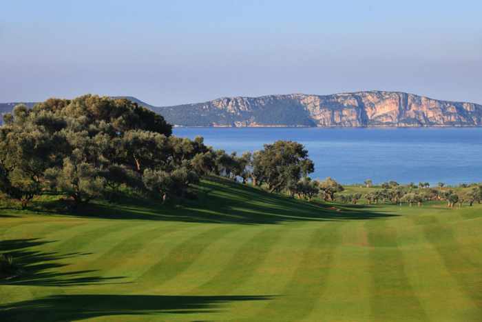 Bay Course golf course at Navarino