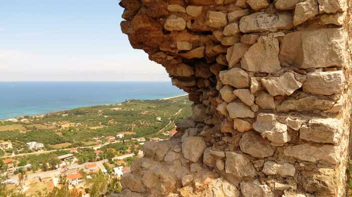  Kyparissia Castle 