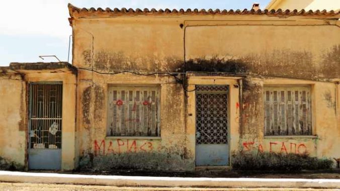 an old building in Kyparissia