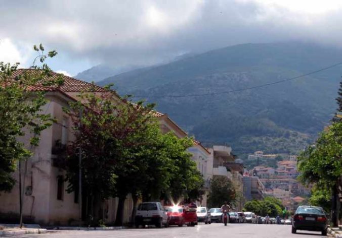 Kyparissia main street