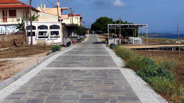 Marathopoli seaside pedestrian promenade