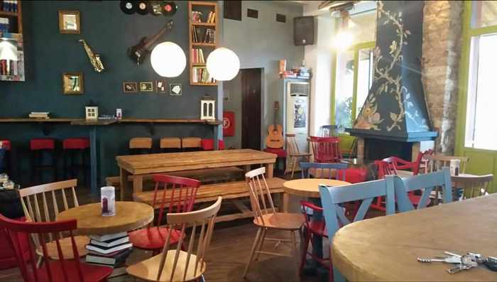 Allgorithmos Cafe Bar in Kyparissia 