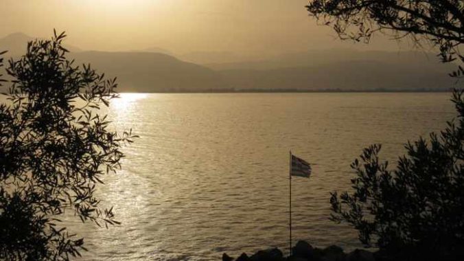 Greece, Peloponnese, Argolida, Nafplio, Arvanitia promenade, coast, sea, Argolic Gulf, sunset,