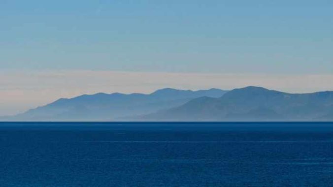 Greece, Peloponnese, Argolida, Argolic Gulf, sea, bay, coast, mountains,