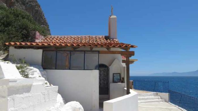 Greece, Peloponnese, Karathona, path, trail, coast, church path, Agios Nikolaos Church, Agios Nikolaos Church at Karathona, building, chapel,