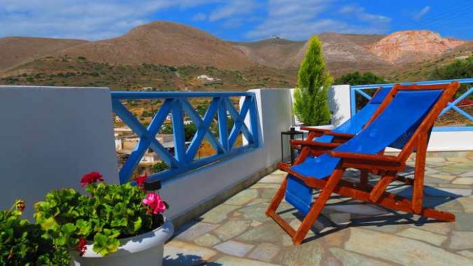 Greece, Greek Islands, Cyclades, Siros,Syros, Syros island, building, terrace, patio, lounge chairs, Kini Bay Rooms and Apartments,