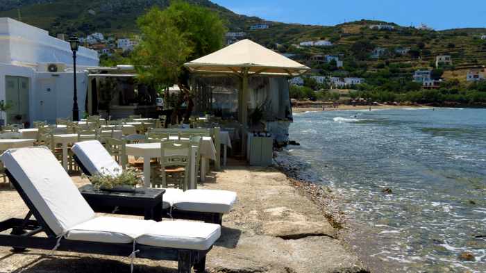 Greece, Greek Islands, Cyclades, Siros, Syros, Syros island, Kini Bay, Kini Beach, restaurant, Allou Yialou,waterfront, seafront, coast, shore, 