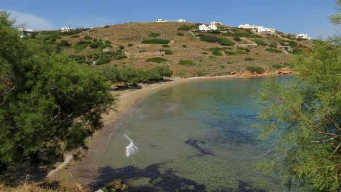 Greece, Greek islands, Cyclades, Siros, Syros, Kini, Kini Syros, Lotos, Lotos beach, Lotos beach Syros, beach, sandy beach,
