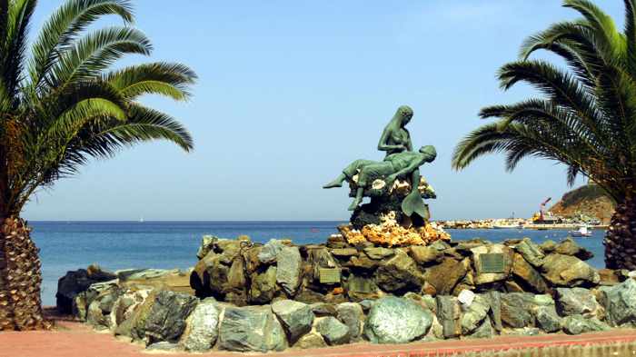 Greece, Greek islands, Siros, Syros, Syros island, Kini, Kini village, Kini Syros, Kini beach, monument, landmark, attraction, fountain, memorial