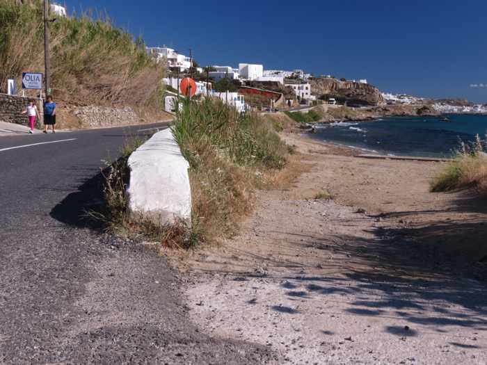 Greece, Greek islands, Cyclades, Mikonos, Mykonos, Mykonos roads, walking on Mykonos, Mykonos New Port road, New Port road to Mykonos Town