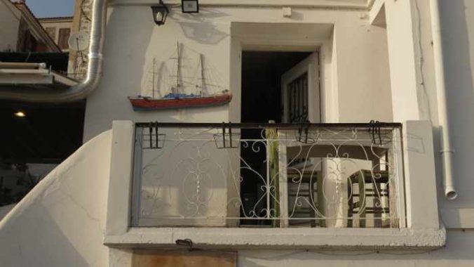 a small restaurant balcony in Molyvos on Lesvos island