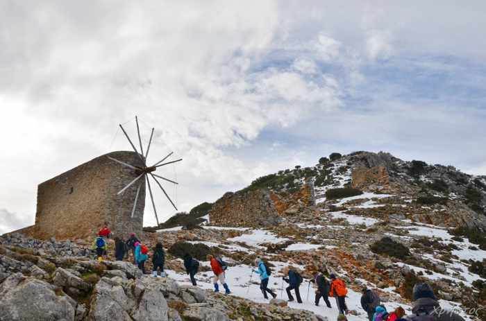 Winter hiking photo from Incredible Crete page on Facebook