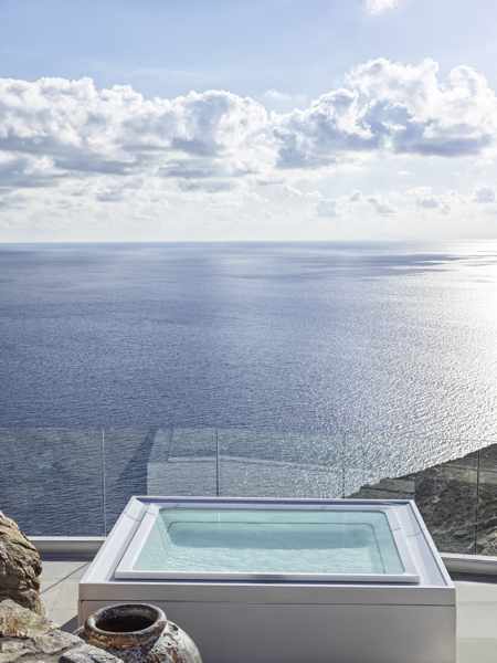 Panoptis Escape Mykonos honeymoon retreat outdoor jacuzzi