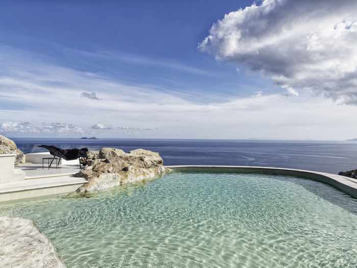 Panoptis Escape Mykonos 2 bedroom villa swimming pool
