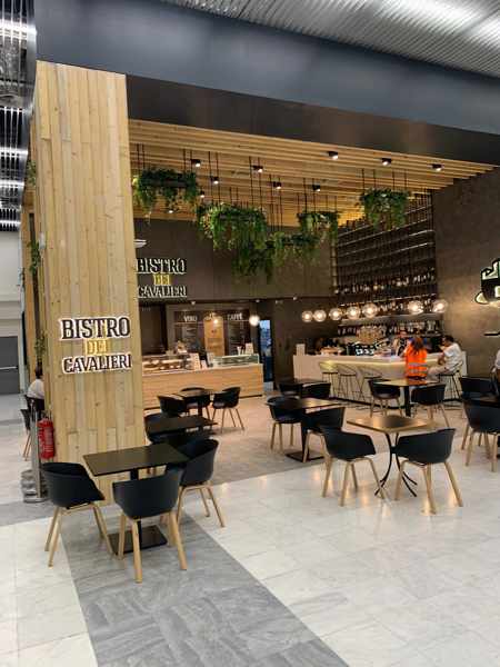 Bistro dei Cavalieri at Mykonos International Airport