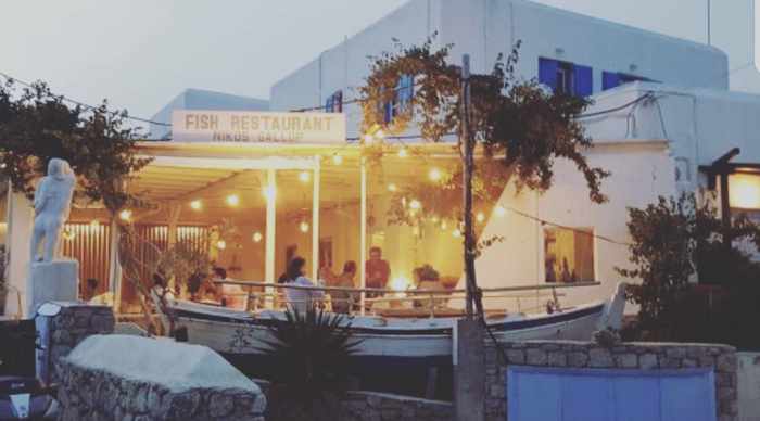 Nikos Gallop restaurant at Platis Gialos beach on Mykonos