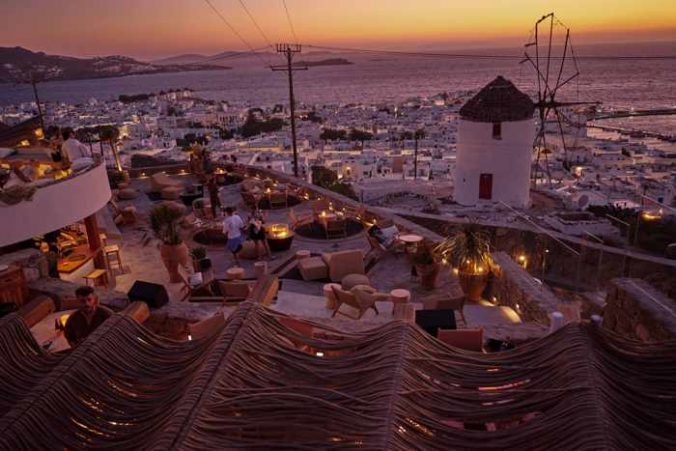 Opia bar, restaurant and lounge on Mykonos